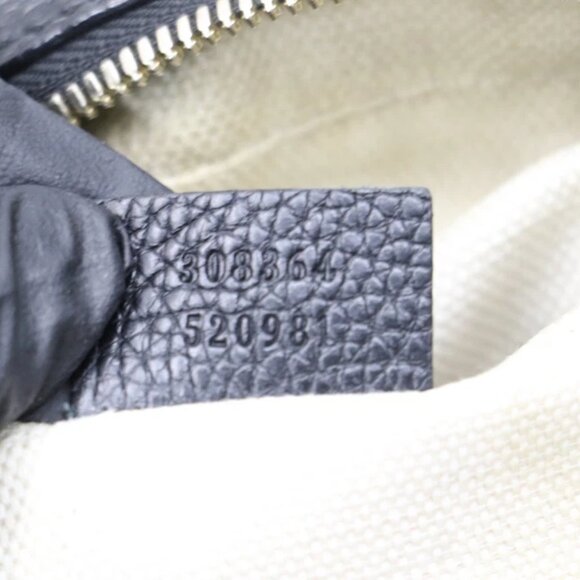 Gucci Pebbled Calfskin Small Soho Disco Bag - Black - Picture 14 of 16